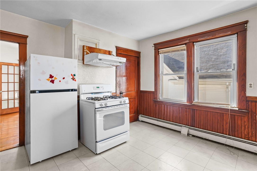 295 Vermont Avenue Providence, RI 02905 - Photo 7 of 26