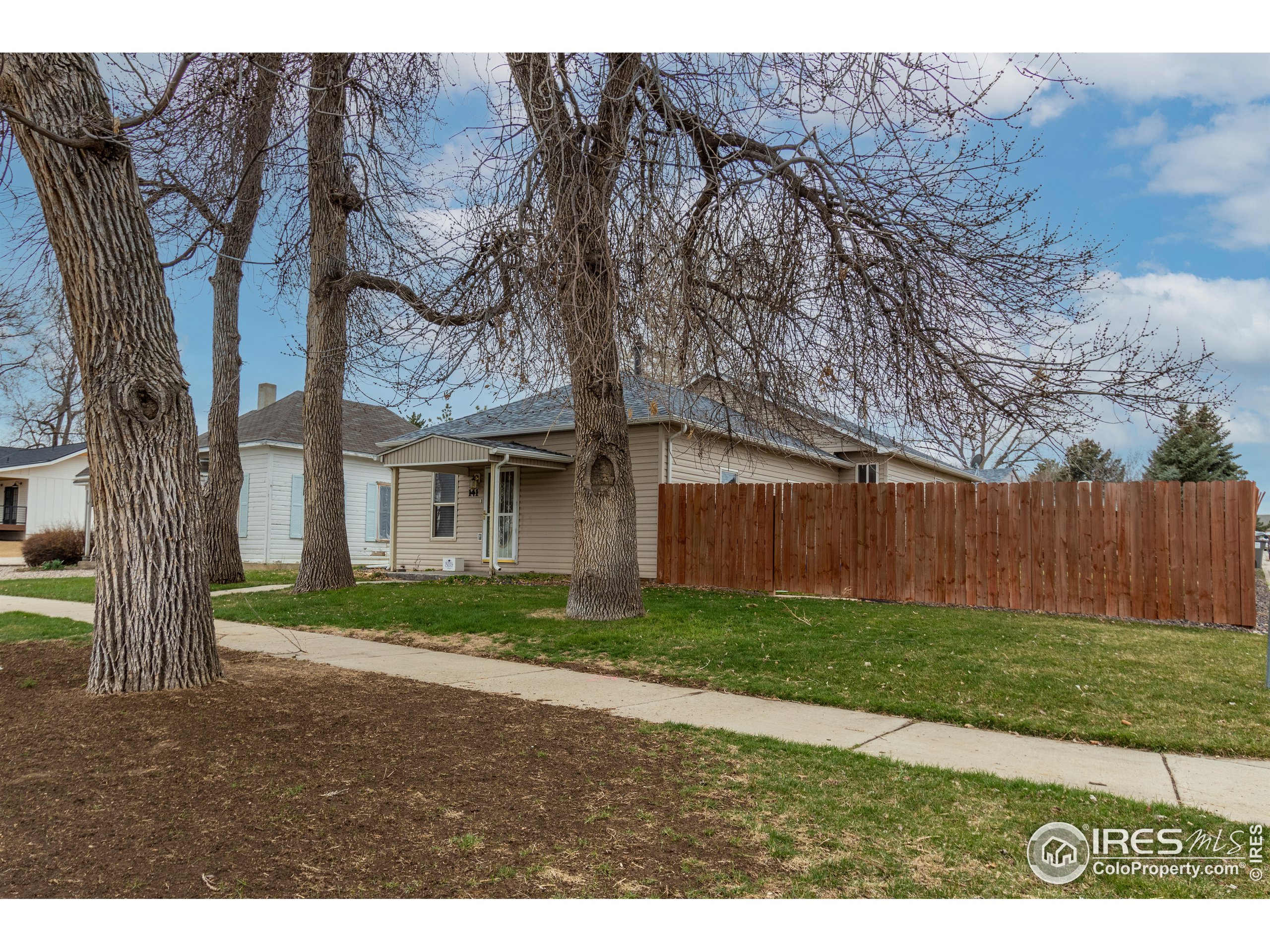 141 5th Street Mead, CO 80542 - Photo 2 of 38