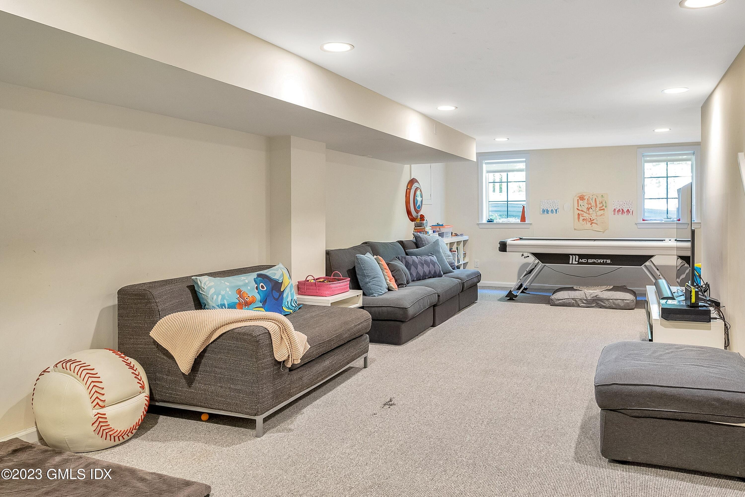 4 Bramble Lane Riverside, CT 06878 - Photo 16 of 19 016-443274-_X0A7614_12504166