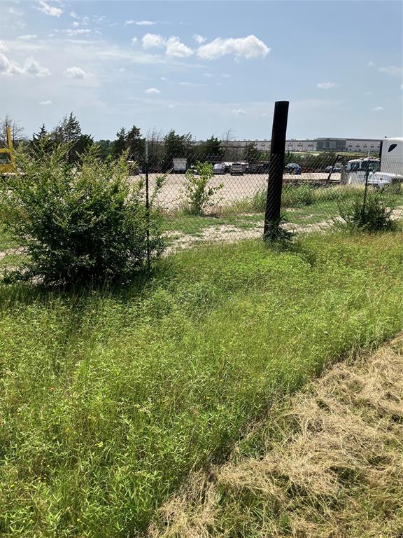 3510 Telephone Road Dallas, TX 75241 - Photo 24 of 37 View of yard
