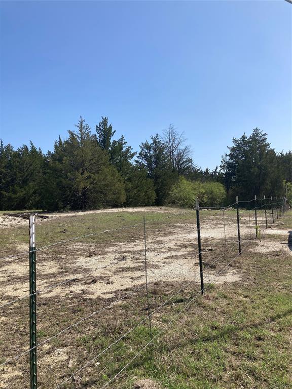 3510 Telephone Road Dallas, TX 75134 - Photo 7 of 34 a view of a backyard