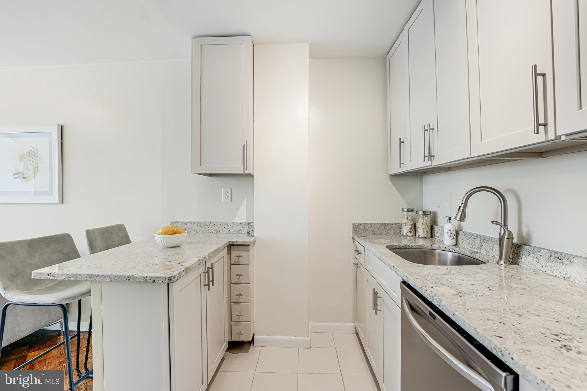 4000 Tunlaw Road Northwest, Unit 1004 Washington, DC 20007 - Photo 13 of 35 Gallery Image 13