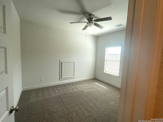 $3,000 | 9622 War Party, San Antonio, TX 78254