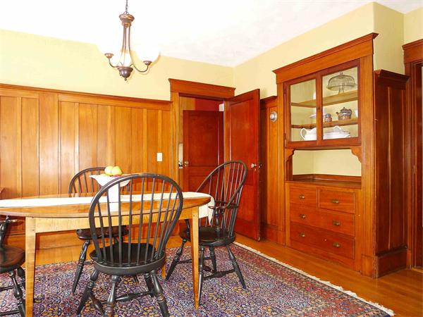 50 Bates Road Watertown, MA 02472 - Photo 8 of 20 Gallery Image 8