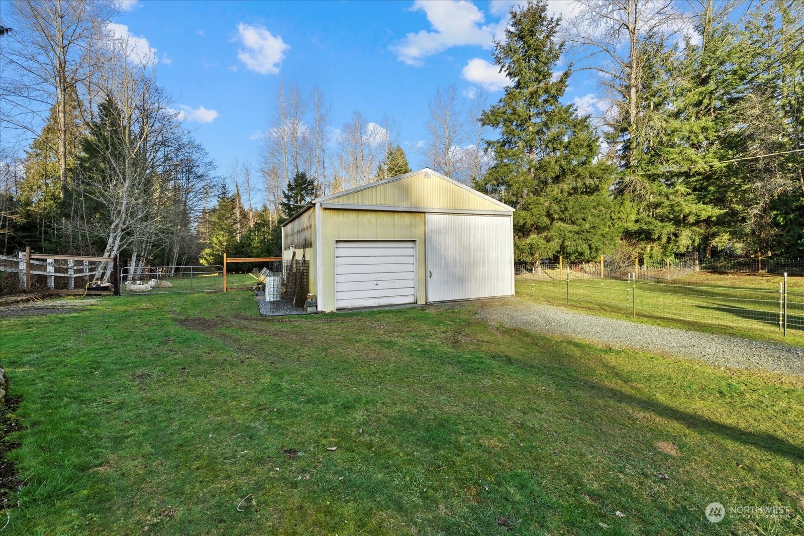 13925 Dubuque Road Snohomish, WA 98290 - Photo 31 of 40 a view of a outdoor space