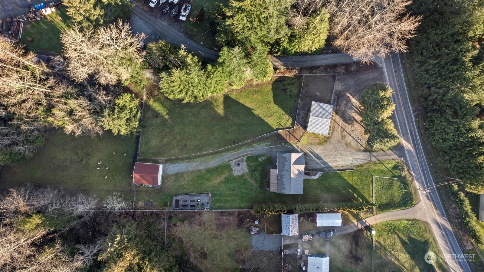 13925 Dubuque Road Snohomish, WA 98290 - Photo 36 of 40 an aerial view of house with yard