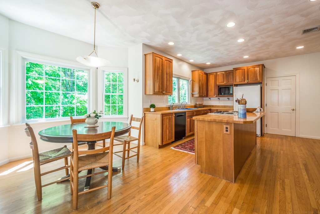 101 River Road Sudbury, MA 01776 - Photo 5 of 26 Gallery Image 5