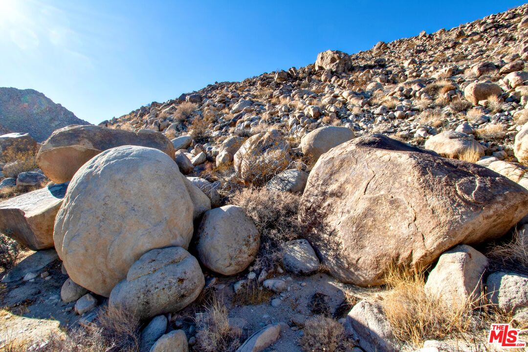 62775 Sullivan Road Joshua Tree, CA 92252 - Photo 27 of 29
