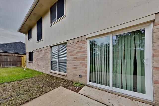 $2,000 | 16907 Spruce Run Drive, Spring, TX 77379