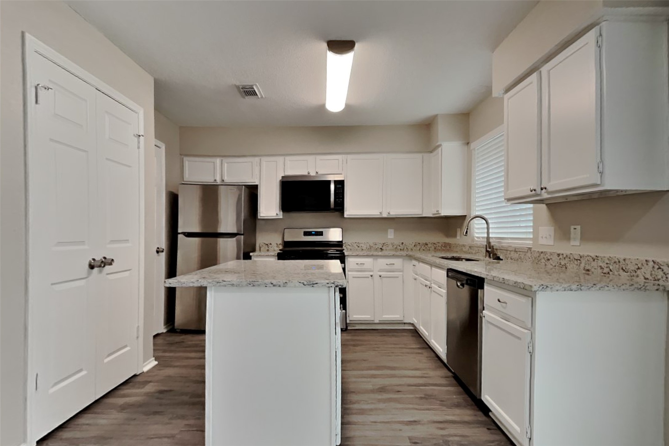 16907 Spruce Run Drive Spring, TX 77379 - Photo 7 of 20