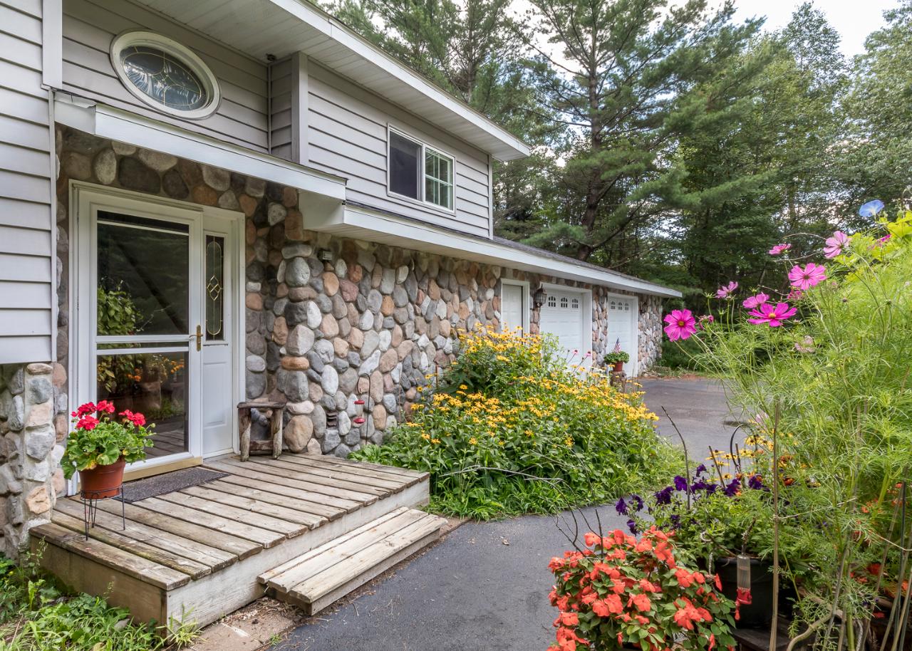 8640 Mercer Lake Road Minocqua, WI 54548 - Photo 11 of 21 Gallery Image 11
