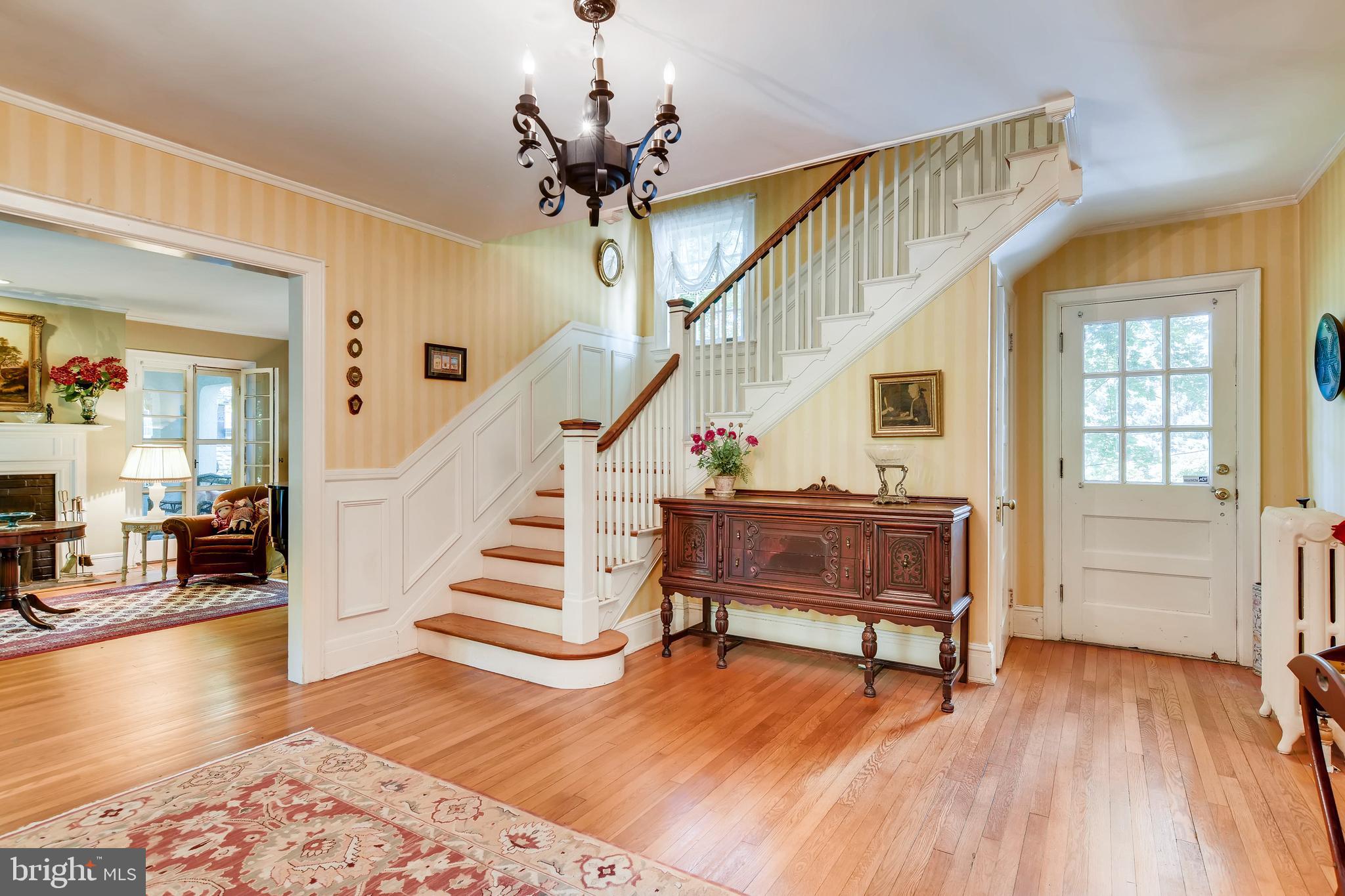 502 Edgevale Road Baltimore, MD 21210 - Photo 5 of 28