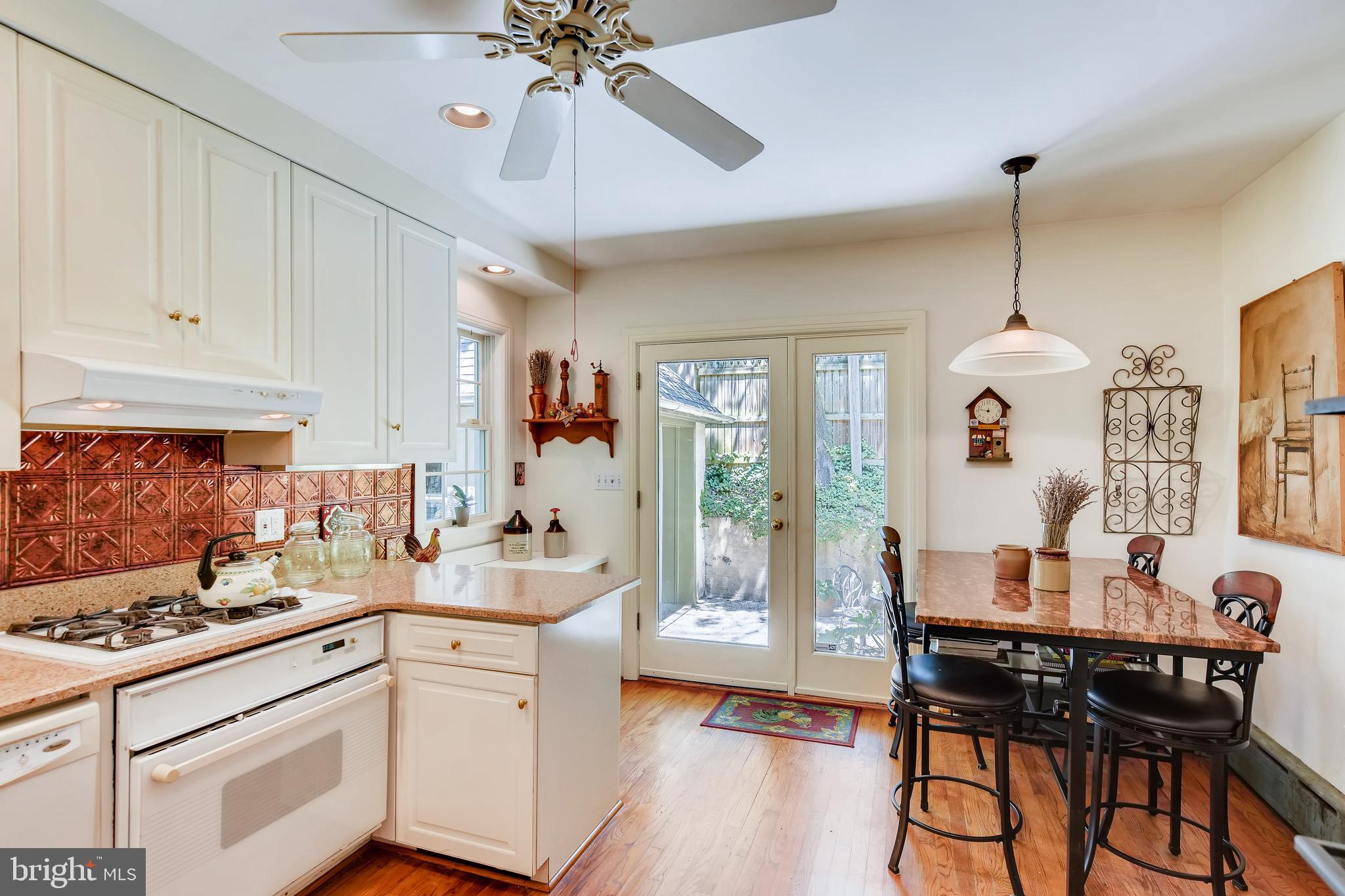 502 Edgevale Road Baltimore, MD 21210 - Photo 9 of 28
