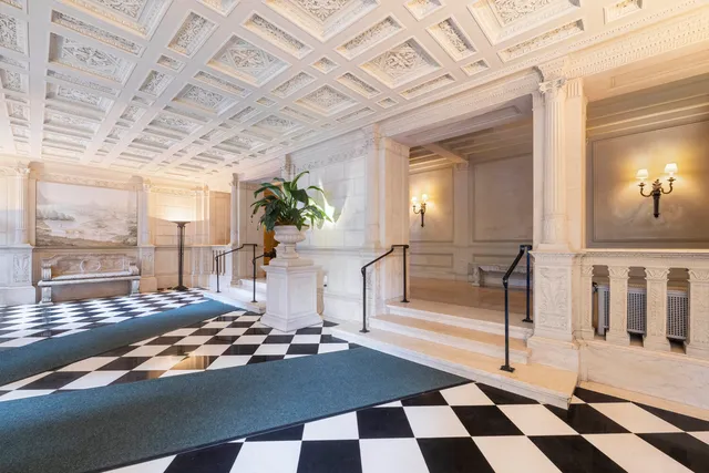 $5,795,000 | 580 Park Avenue, Unit 10A | Lenox Hill