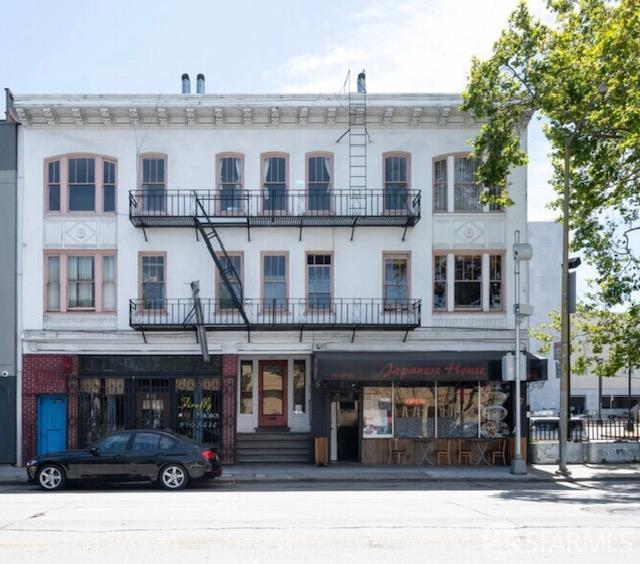 480-484 6th Street San Francisco, CA 94103 - Photo 3 of 52 a front view of a building with glass windows
