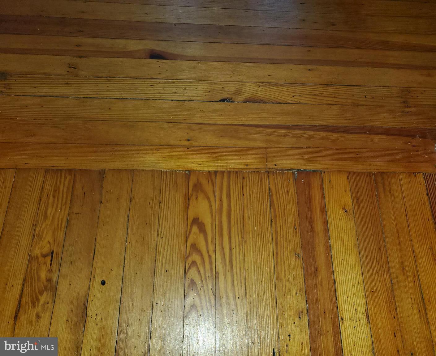 3083 South Congress Road Camden, NJ 08104 - Photo 8 of 22 Original Hardwood floors close-up