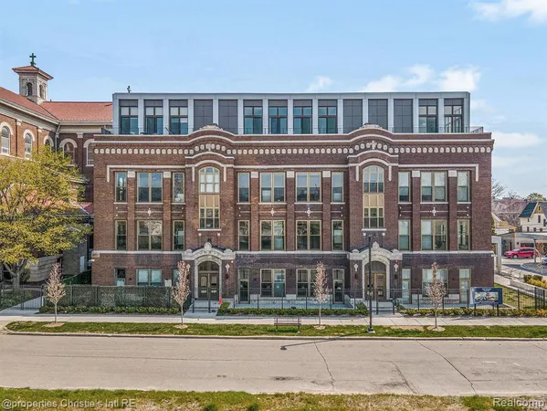$2,500 | 1454 Townsend Street, Unit 205, Detroit, MI 48214