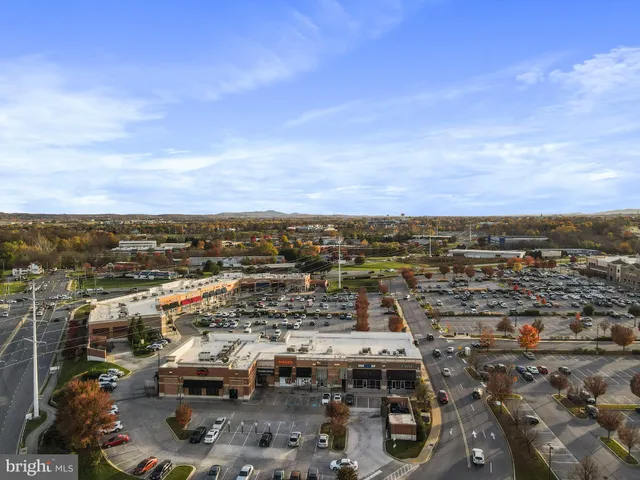 $450,000 | 309 Spring Bank Way, Frederick, MD 21701