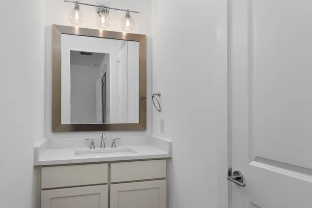 $889,800 | 630 Lonestar Road, Huntsville, TX 77340