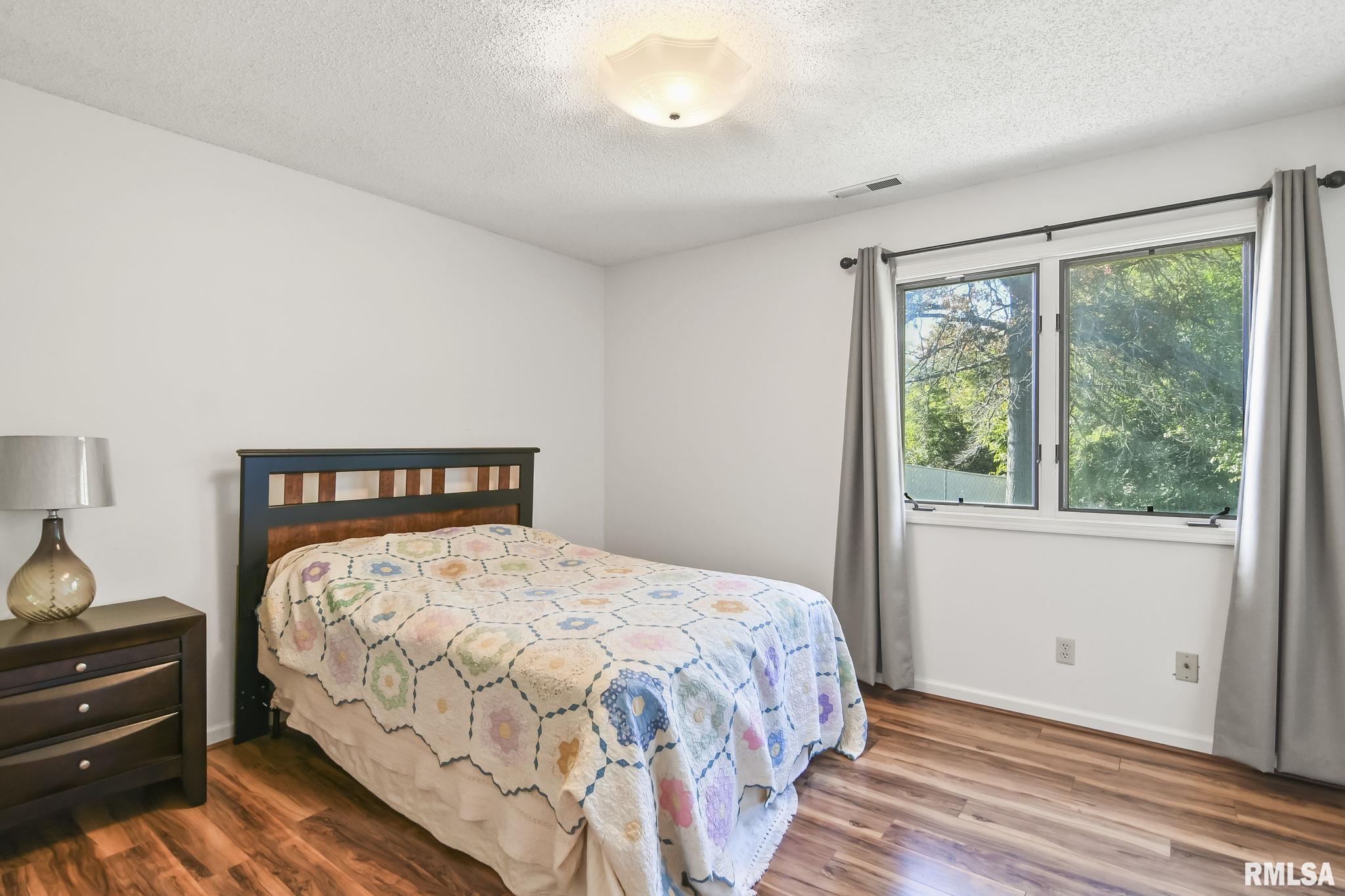 96 Brookside Place Springfield, IL 62704 - Photo 18 of 28 Gallery Image 18