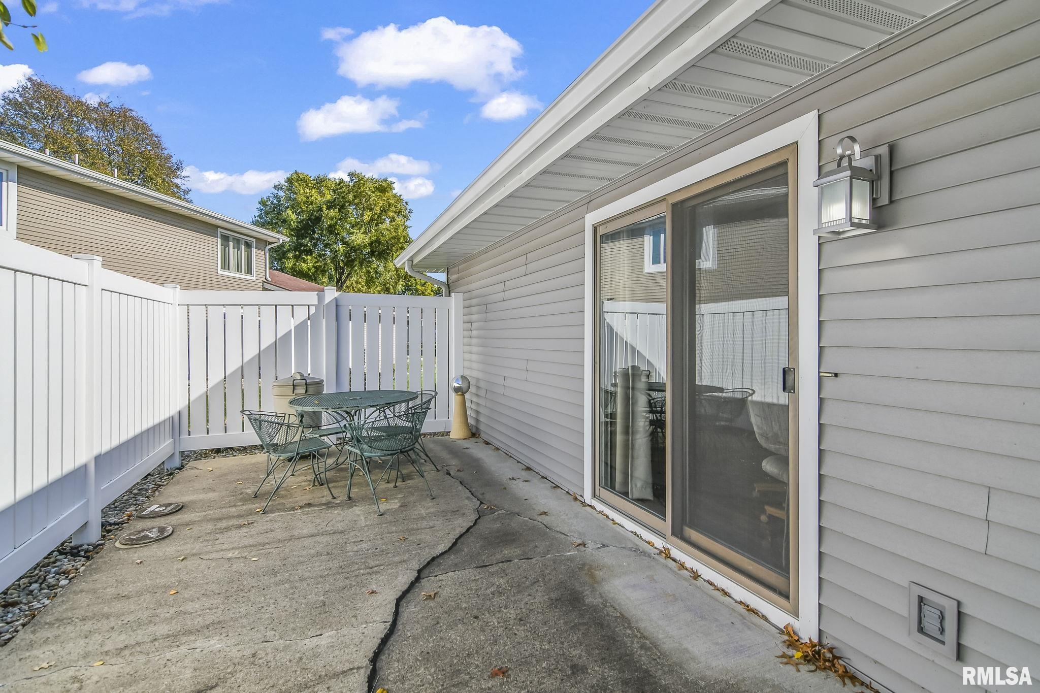 96 Brookside Place Springfield, IL 62704 - Photo 24 of 28 Gallery Image 24