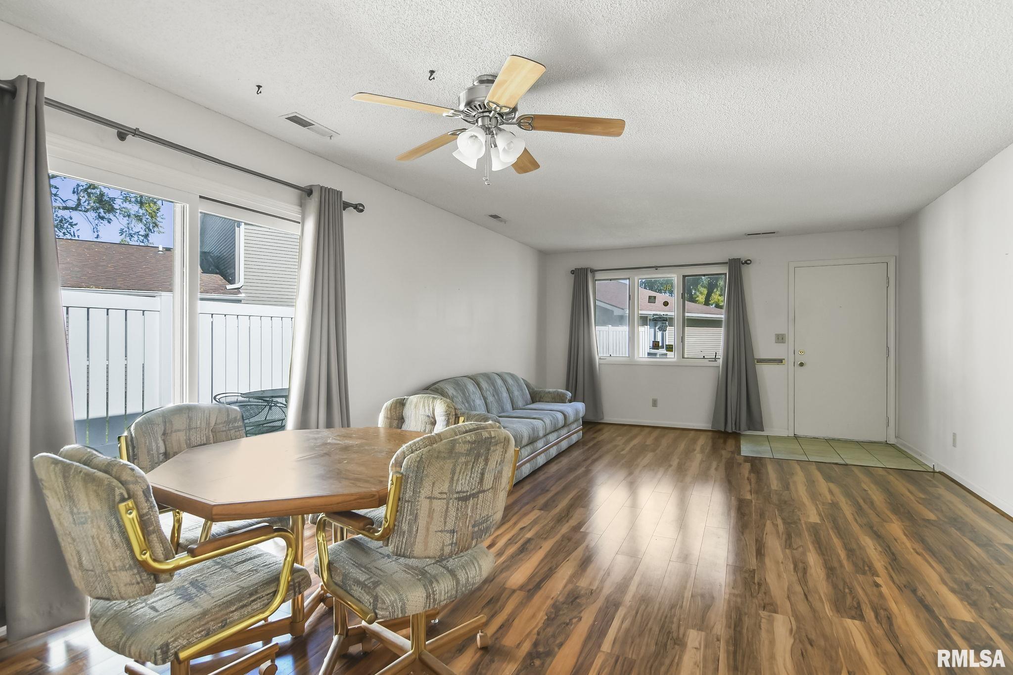 96 Brookside Place Springfield, IL 62704 - Photo 8 of 28 Gallery Image 8