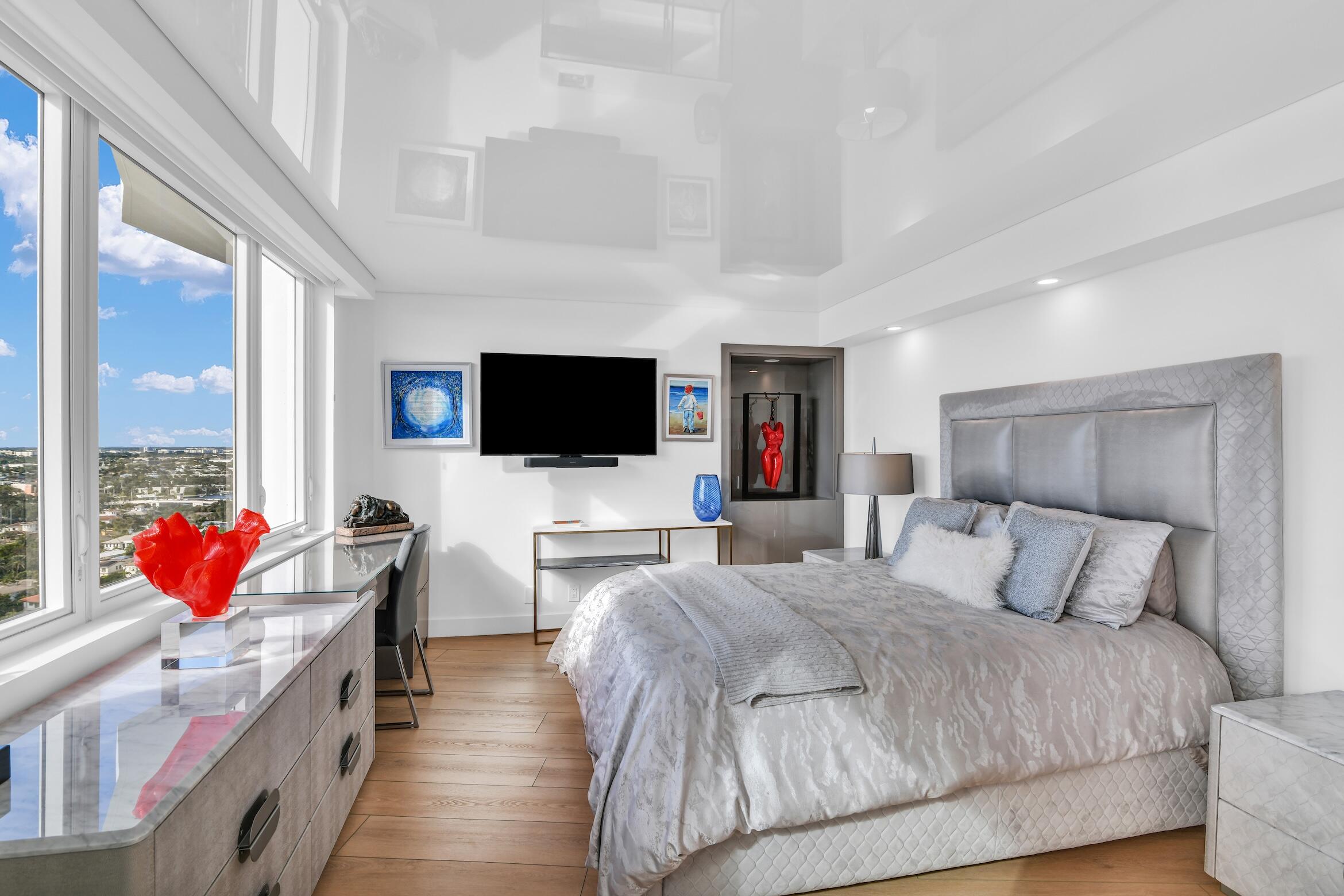 500 South Ocean Boulevard, Unit PH8PH9 Boca Raton, FL 33432 - Photo 43 of 70 PH9 PRIMARY BEDROOM