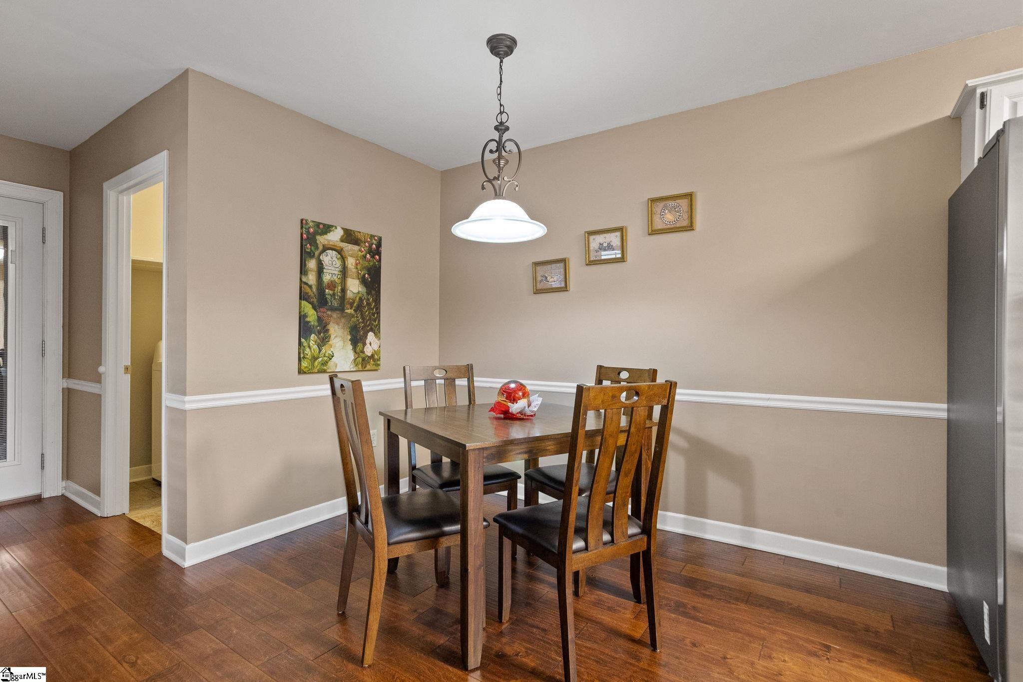 231 Goldfinch Circle Greer, SC 29650 - Photo 4 of 40