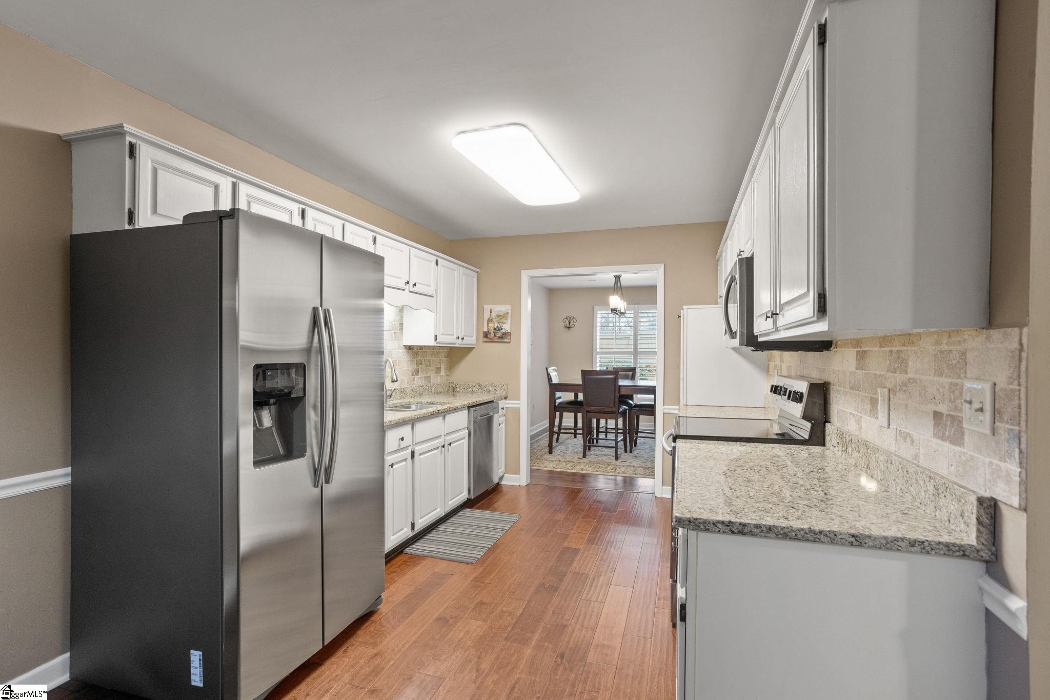231 Goldfinch Circle Greer, SC 29650 - Photo 6 of 40