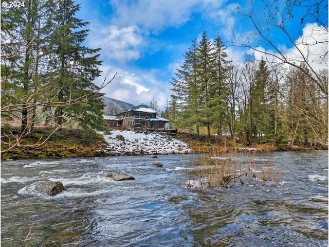 $945,000 | 24940 East Tillicum Avenue, Welches, OR 97067