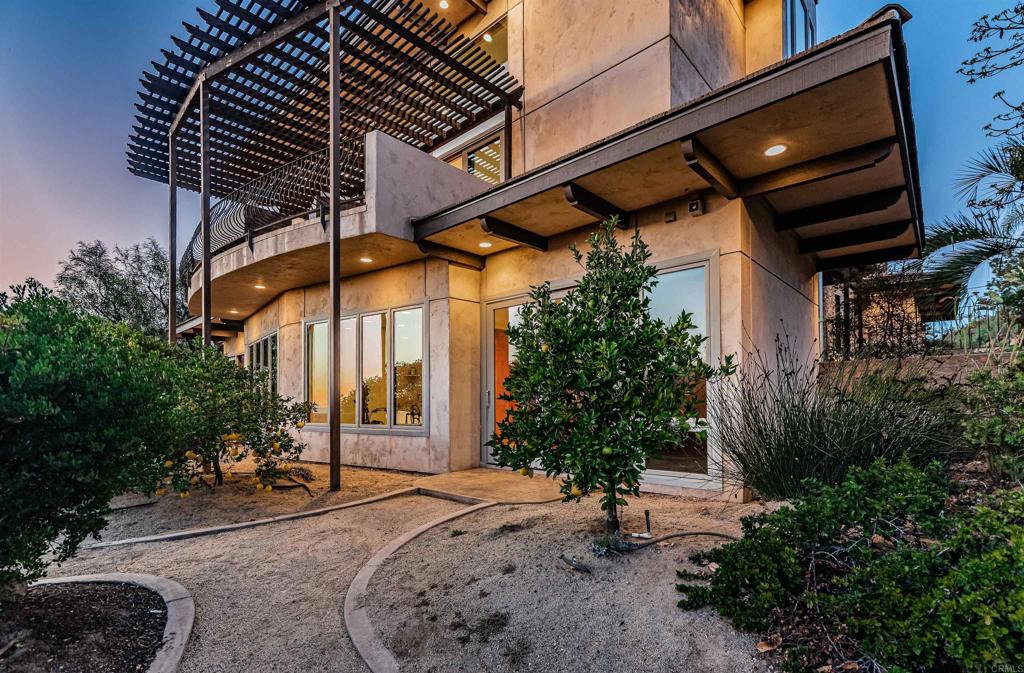 2362 Edgehill Road Vista, CA 92084 - Photo 58 of 62