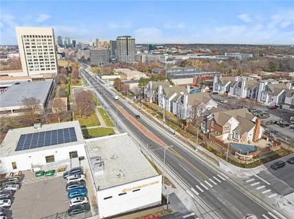 $274,900 | 2949 Grand Avenue, Kansas City, MO 64108