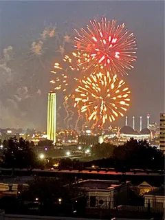 $274,900 | 2949 Grand Avenue, Kansas City, MO 64108