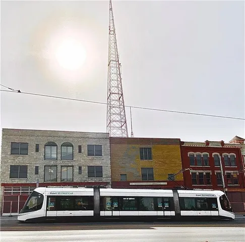 $274,900 | 2949 Grand Avenue, Kansas City, MO 64108