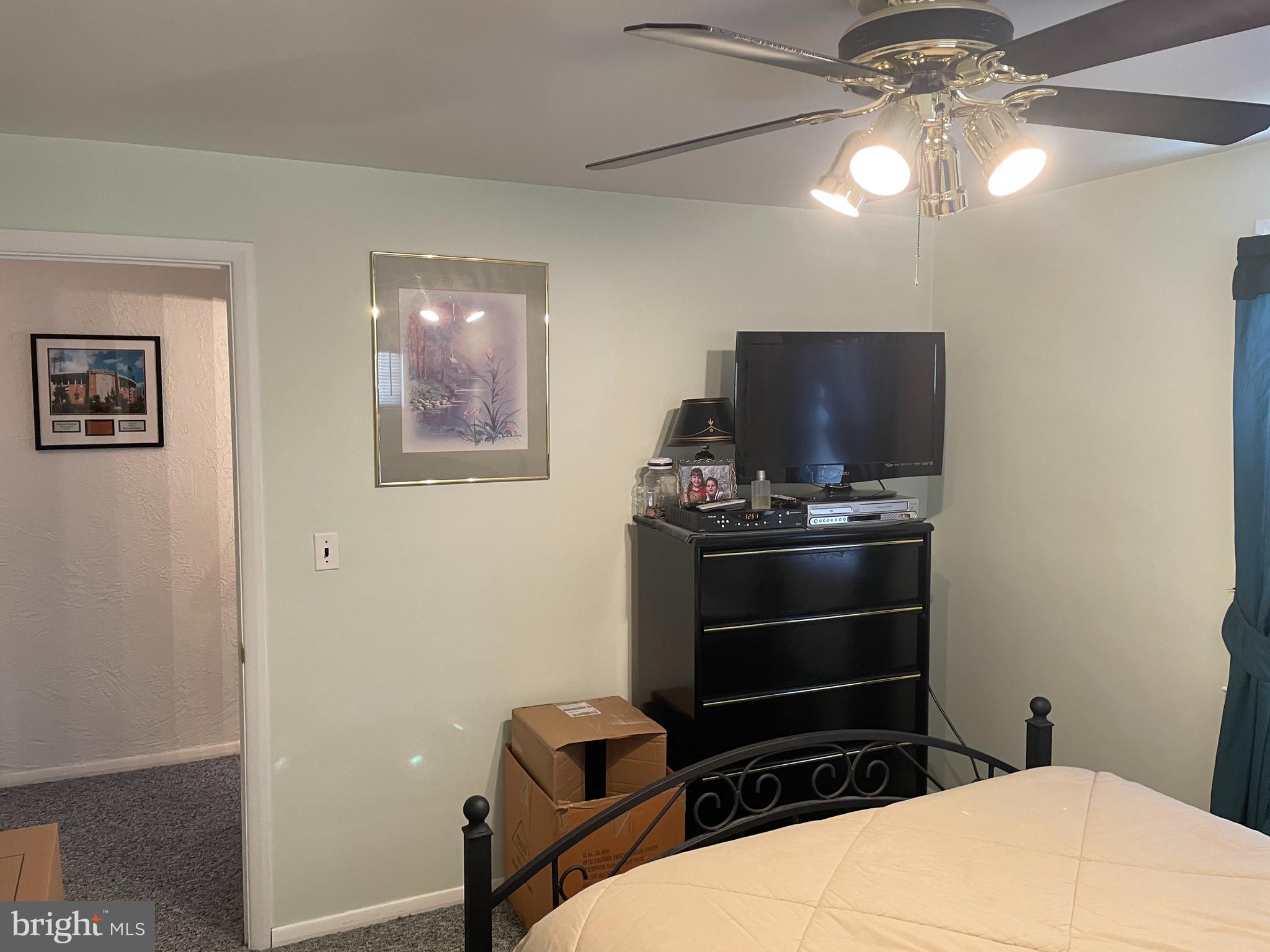 2111 Southorn Road Baltimore, MD 21220 - Photo 15 of 17 Master bedroom