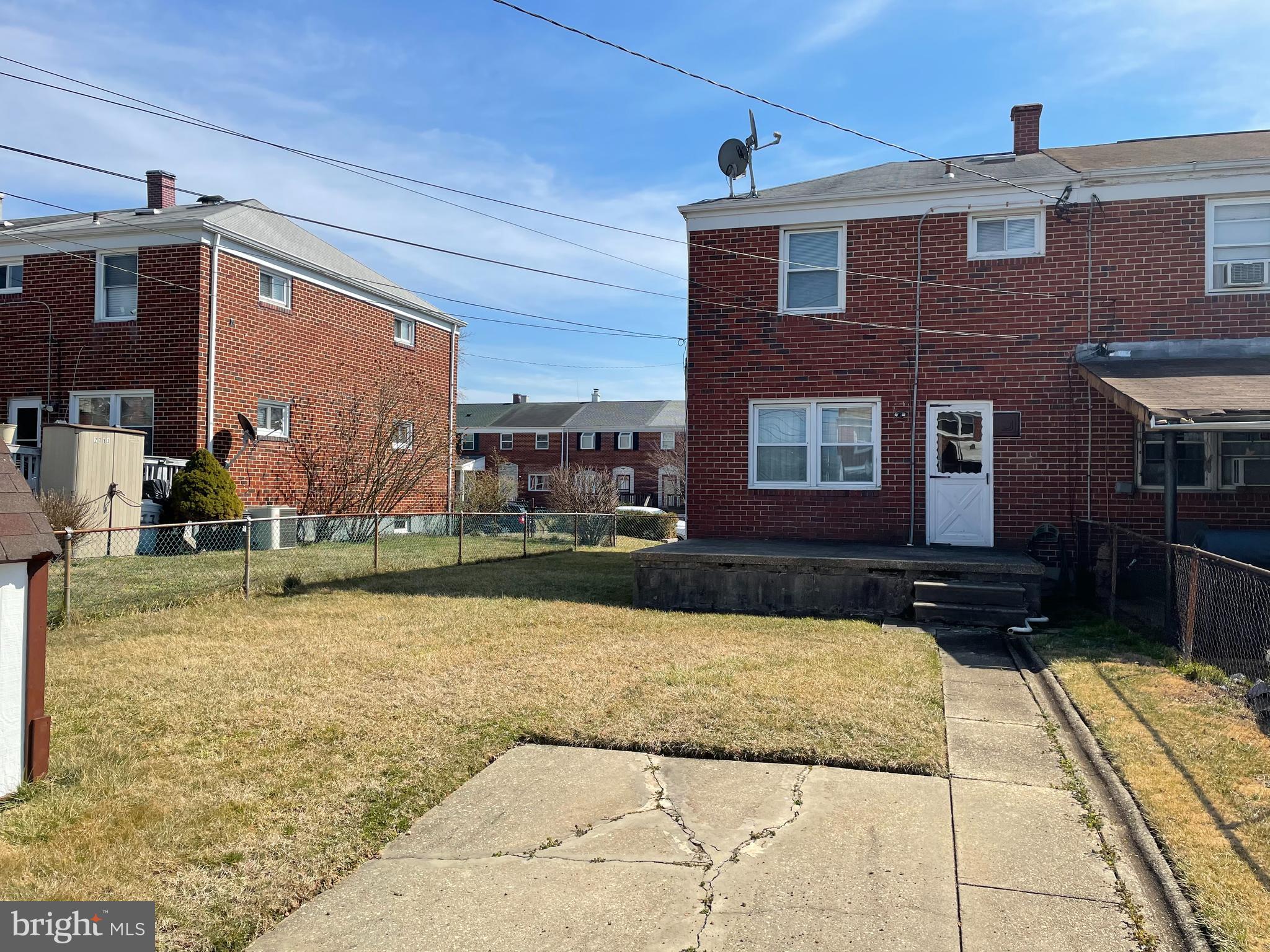 2111 Southorn Road Baltimore, MD 21220 - Photo 4 of 17 Back
