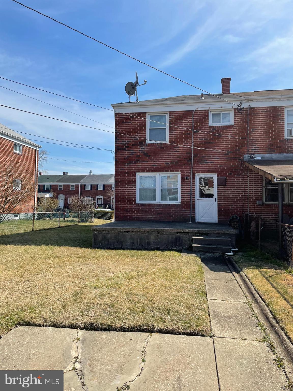 2111 Southorn Road Baltimore, MD 21220 - Photo 5 of 17 Back