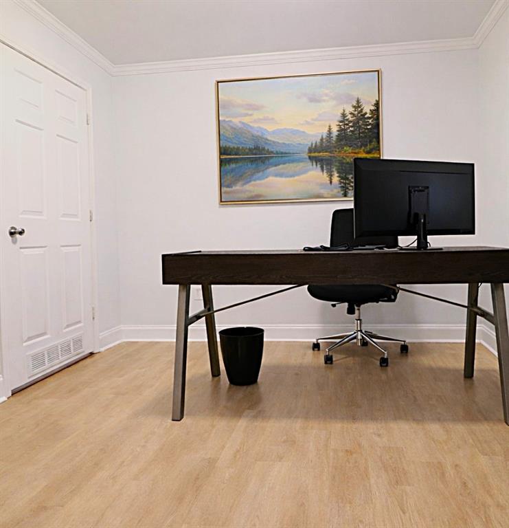 4650 Perry Road Gainesville, GA 30506 - Photo 26 of 41 a view of workspace with lounge chair