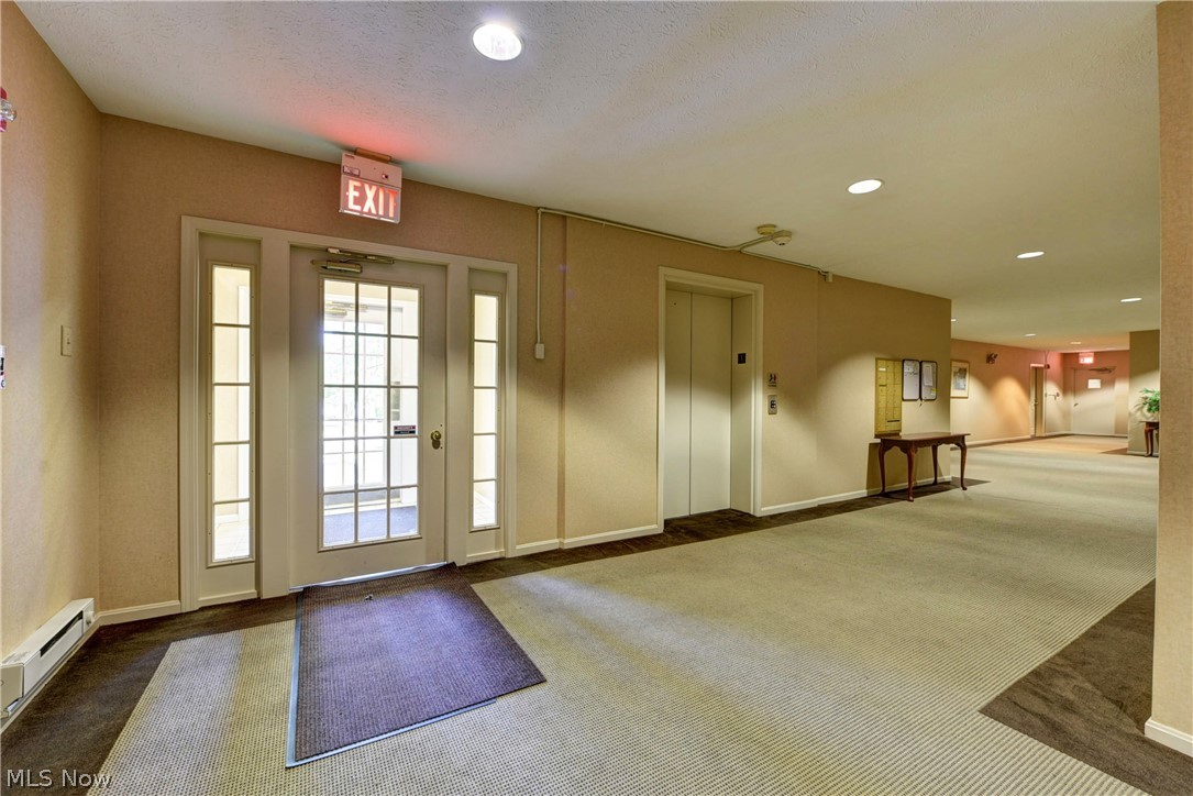 22481 Center Ridge Road, Unit 105 Rocky River, OH 44116 - Photo 4 of 35