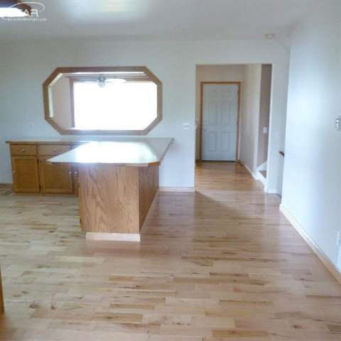 1358 Reid Road Flint, MI 48507 - Photo 10 of 21 20439840-9.JPG