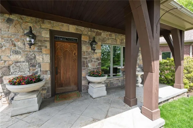 a view of a entryway of the house with backyard