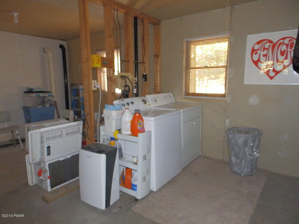 149 Aspen Road Dingmans Ferry, PA 18328 - Photo 13 of 16 Laundry
