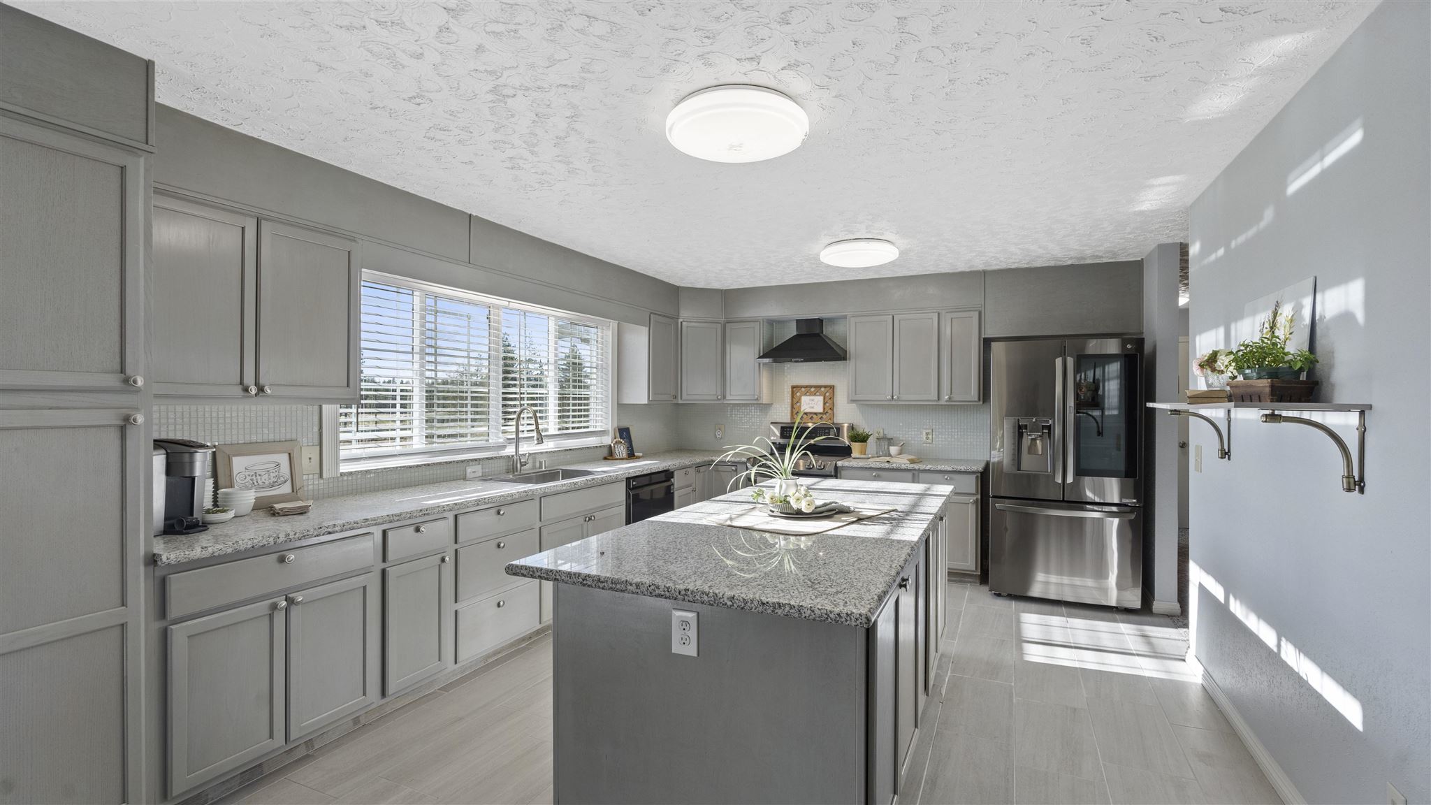 26727 West Tucker Prairie Road Cheney, WA 99004 - Photo 4 of 37 Gallery Image 4