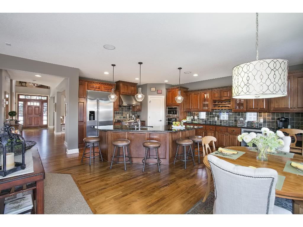 9800 Trails End Road Eden Prairie, MN 55347 - Photo 6 of 24 Gallery Image 6