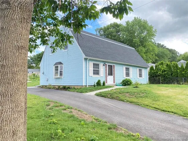 $3,800 | 28 Grove Place, Danbury, CT 06810