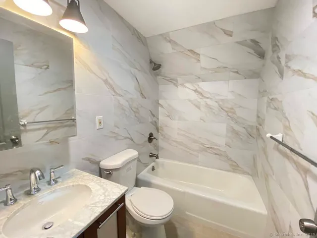 $3,800 | 28 Grove Place, Danbury, CT 06810