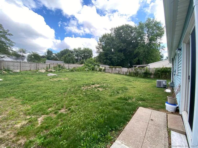 $3,800 | 28 Grove Place, Danbury, CT 06810