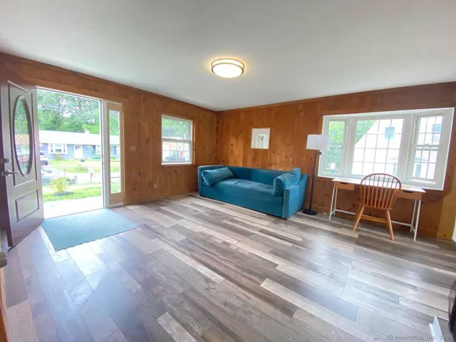 $3,800 | 28 Grove Place, Danbury, CT 06810