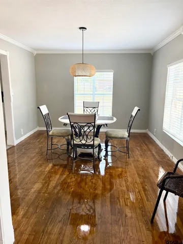 $2,000 | 705 North Edwards Avenue, Mount Pleasant, TX 75455