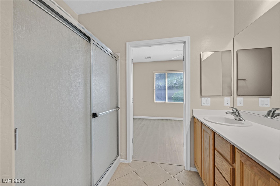 2407 Jada Drive Henderson, NV 89044 - Photo 23 of 42 Walke in shower